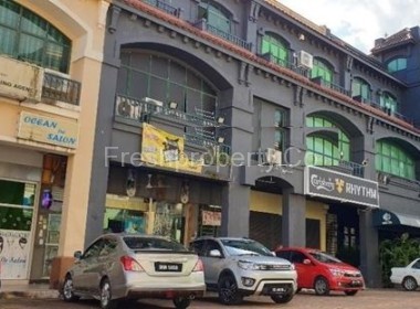 3 Storey Terraced Shophouse