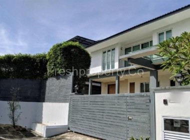 Toh CloseToh Bungalow 1