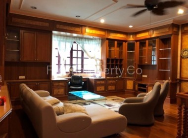Tropicana Golf and Couuntry Resort 2Storey Bungalow PJ 1
