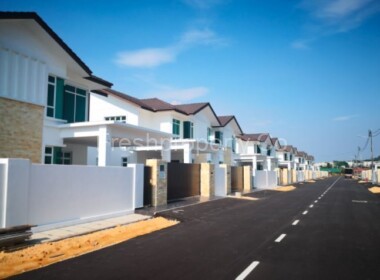 Taman Suria Tropika II @ Batu Pahat 6