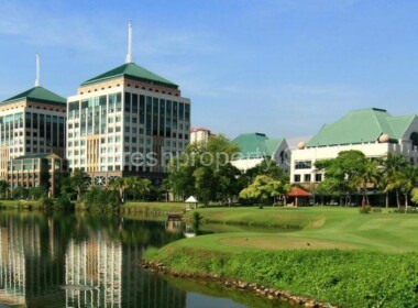 Mines-Waterfront-Busines 2
