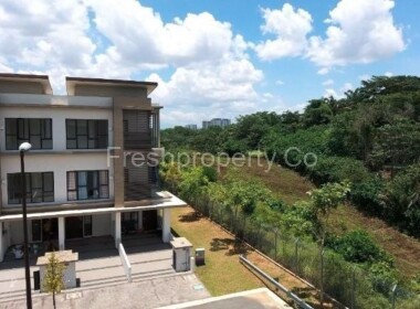 N'Dira Townhouse @ 16 Sierra Corner