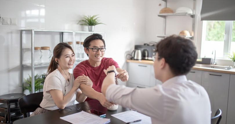 Should I Rent or Buy a House? Which Is Better?