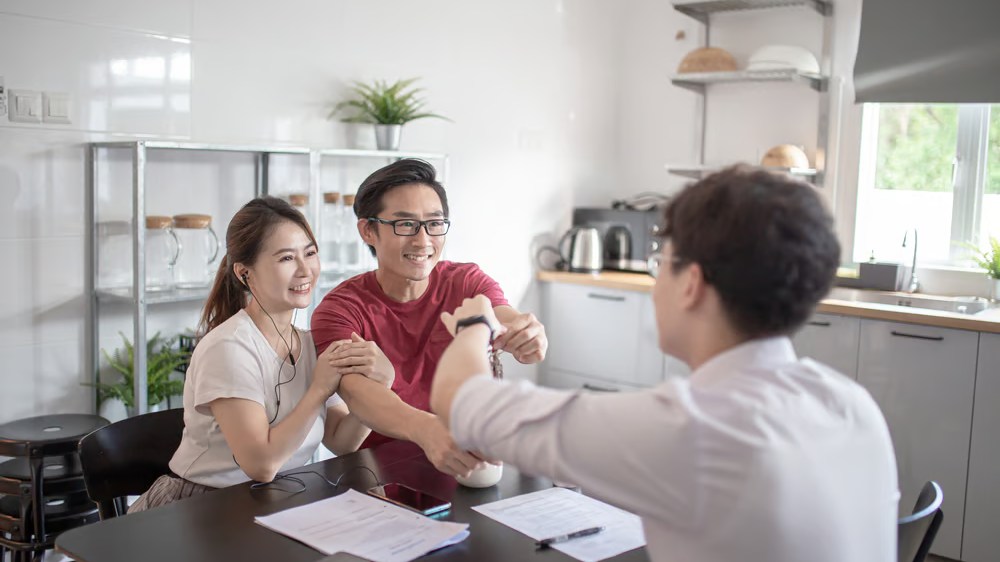 Should I Rent or Buy a House? Which Is Better?