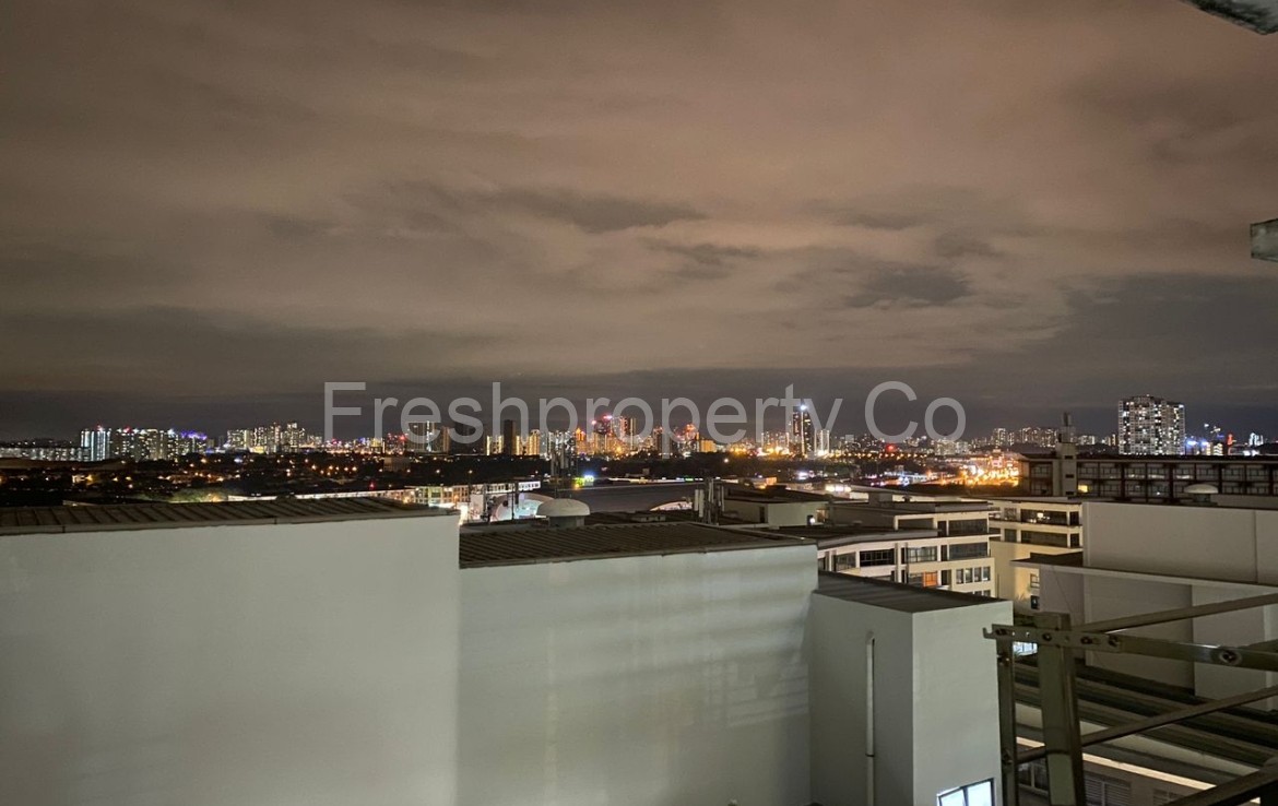 1 bedroom For Sale by Owner @ Setiawalk Puchong - Nightview
